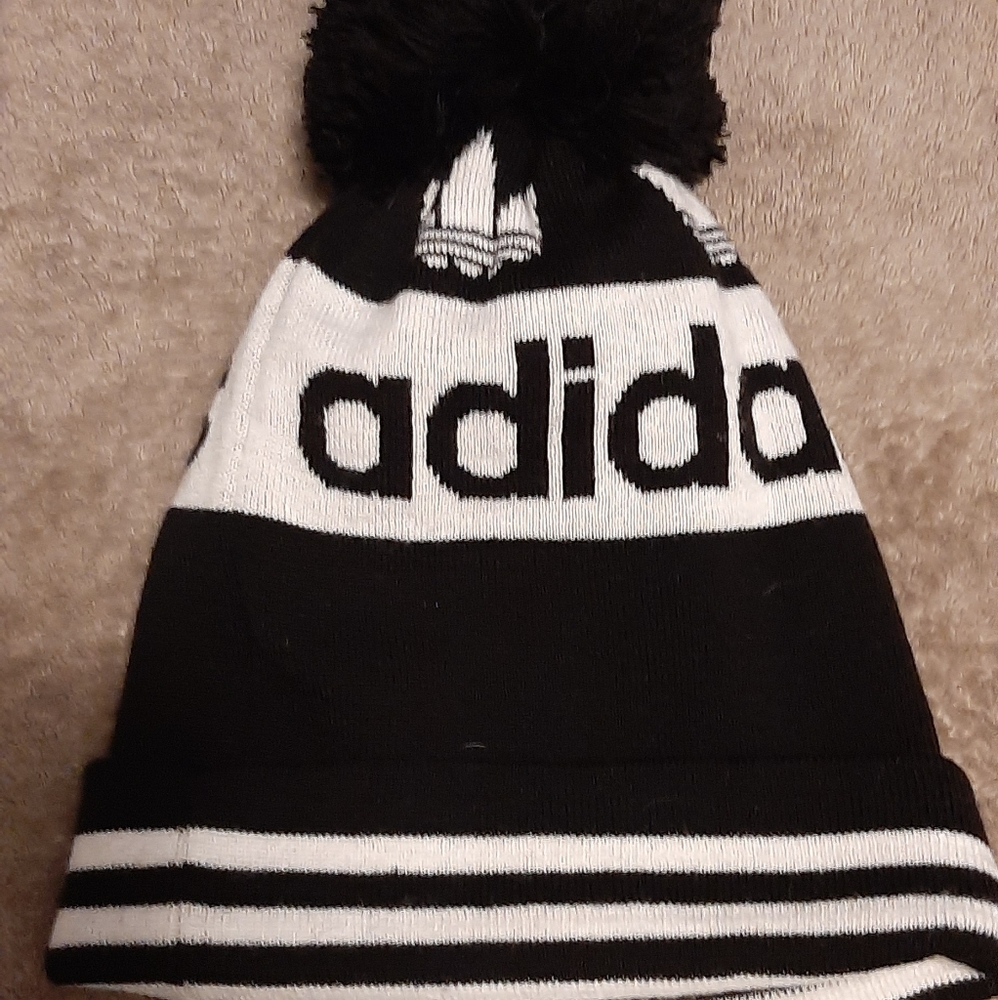 Adidas beanie